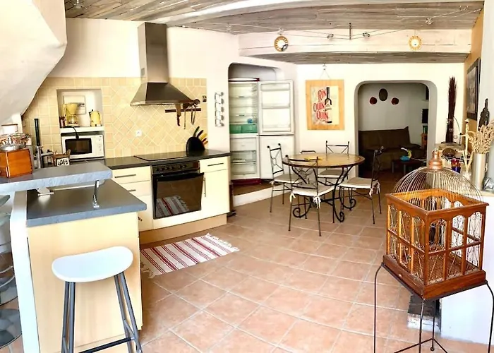 Coquette Maison De Village Pour 4 Pers