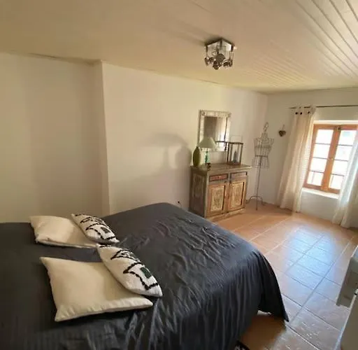Coquette Maison De Village Pour 4 Pers
